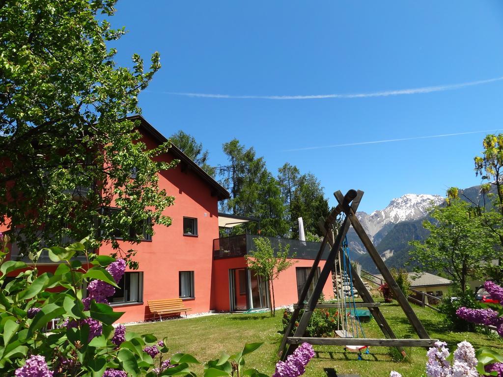 Chasa Felix Scuol Apartment Room photo